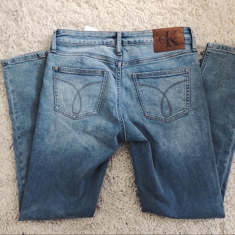 ❌SOLD❌ Calvin Klein Jeans 🤍 - Picture 6 of 8